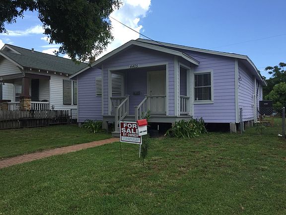 Front view and yard