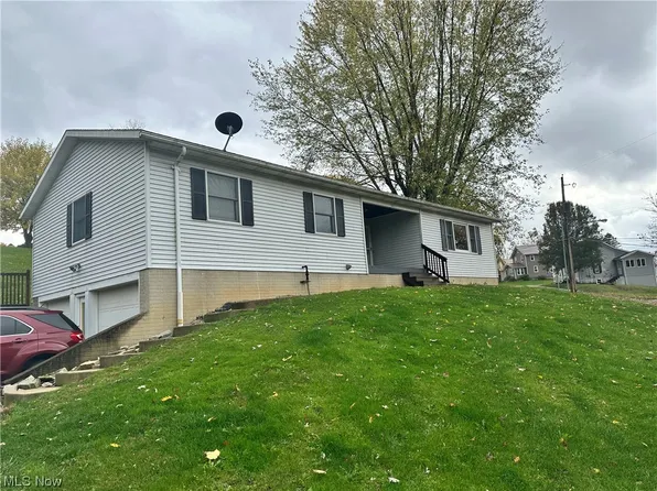 511 S Monroe St, Millersburg, OH 44654