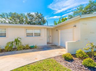 580 Barrett Dr, Merritt Island, FL 32952