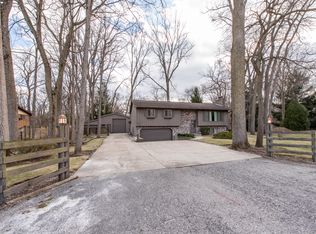 9743 W 16th St, Zion, IL 60099