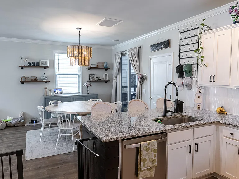 153 Brant Dr — Photo 6