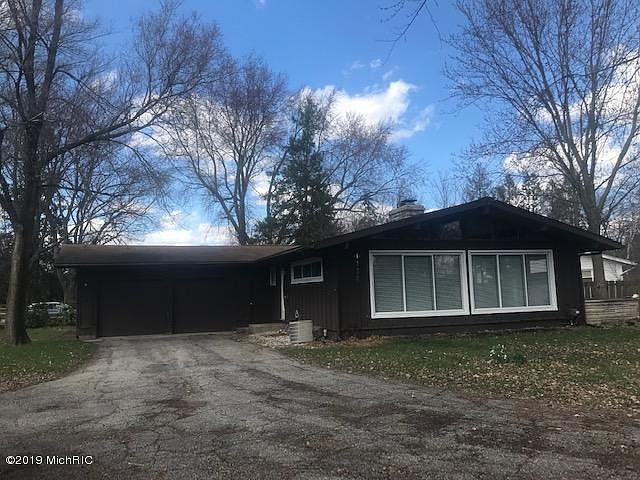 1st image of 1136 Berkshire Dr