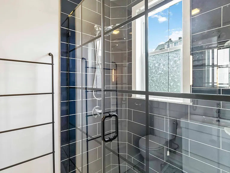 14 Torrey St #1 — Photo 30