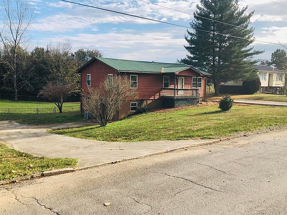2nd image of 128 Hiawatha Trl