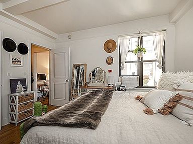 5 W th St Apt 14d New York Ny Zillow