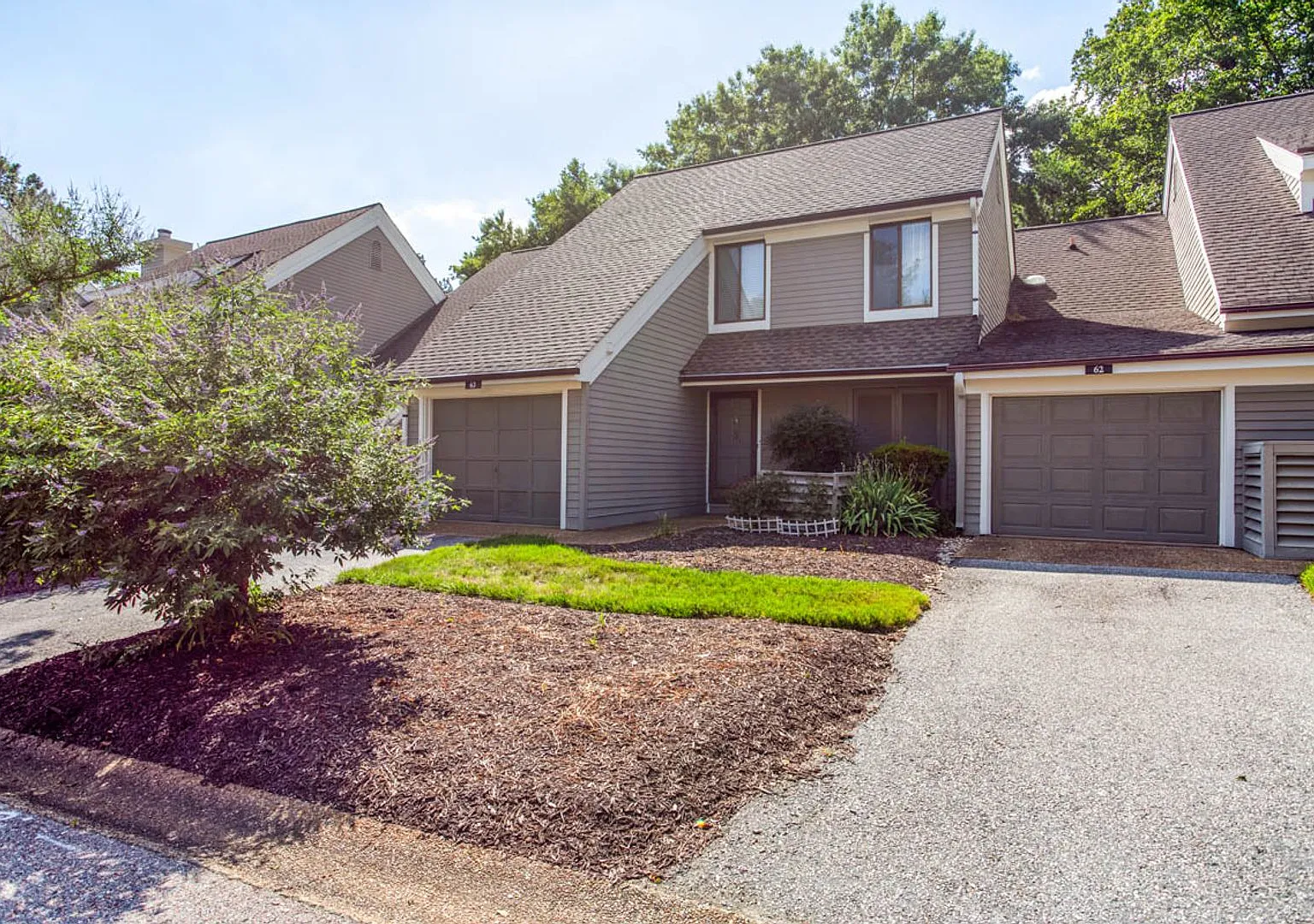 Kingsmill Townhome — Photo 1