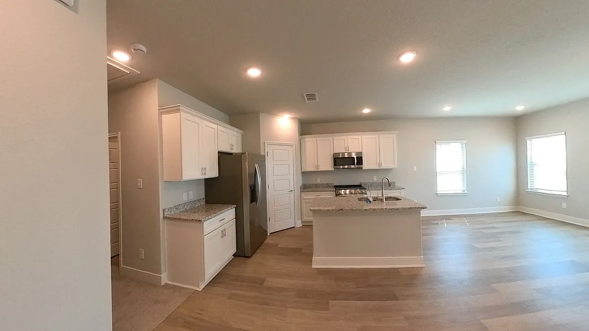 Building Photo - 7122 Magnolia Blf #2