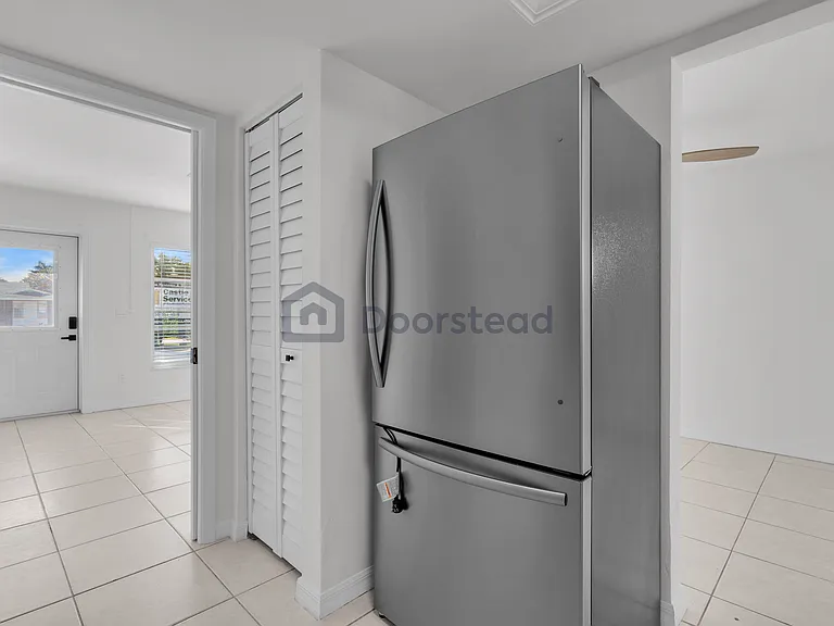 5 Hawk St #7 — Photo 14