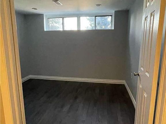 2nd image of 65 Whitburn Cres