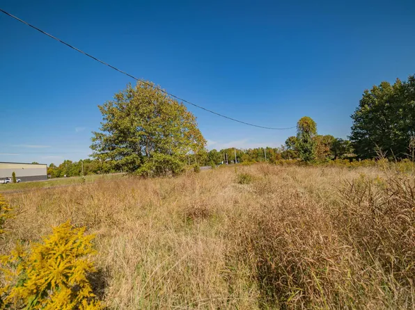 8635 Cairo Rd, West Paducah, KY 42086