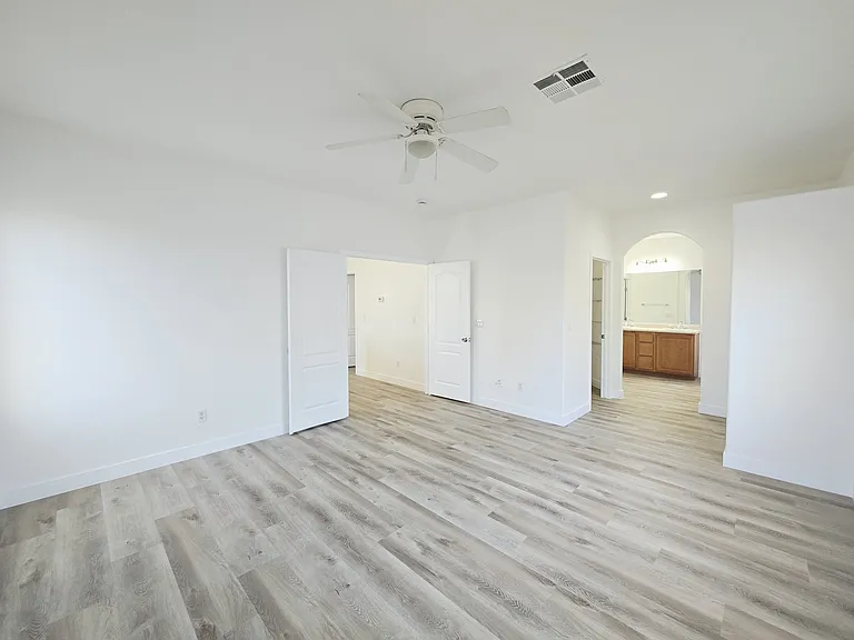 8237 Brilliant Pompon Pl — Photo 12
