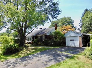 140 Logan Dr, Mercer, PA