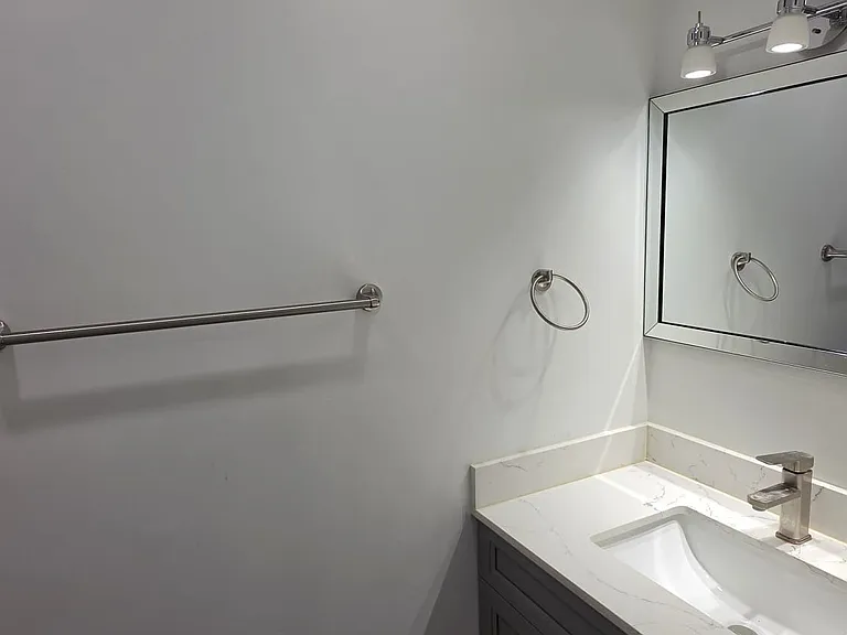 109 Auckland Dr — Photo 9