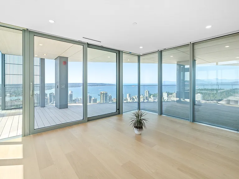 1568 Alberni St #Penthouse 3 — Photo 9