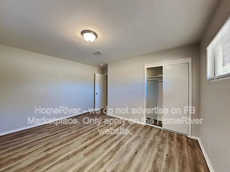 2216 W Minnezona Ave — Photo 13