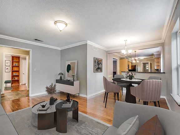 3rd image of 9804 Northcliff Dr