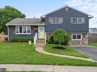 21 Greenwood Dr, Bordentown, NJ 08505