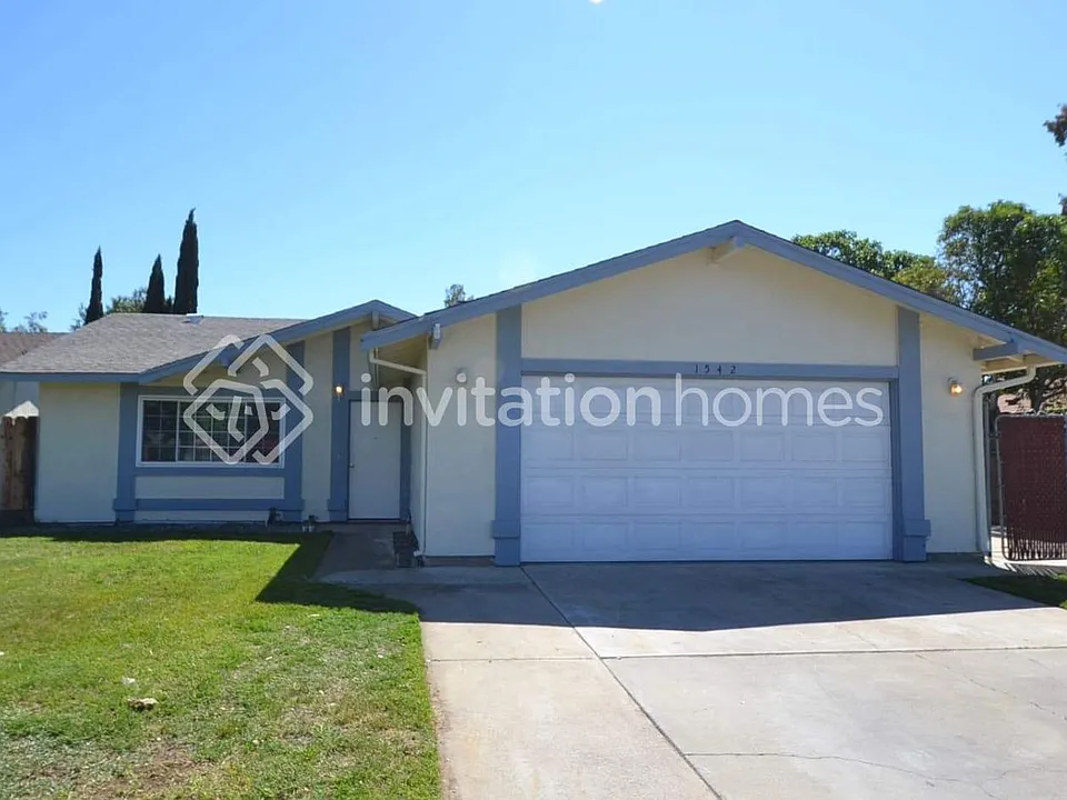 1542 Claremont Dr