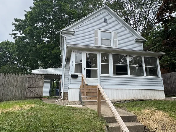 2162 8th St SW, Akron, OH 44314