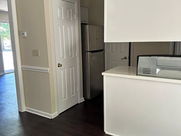 120 Concord Dr #C — Photo 5