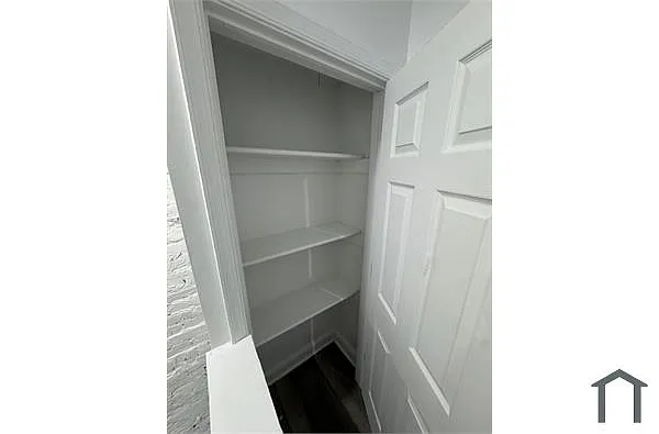 Building Photo - 3051 N Judson St
