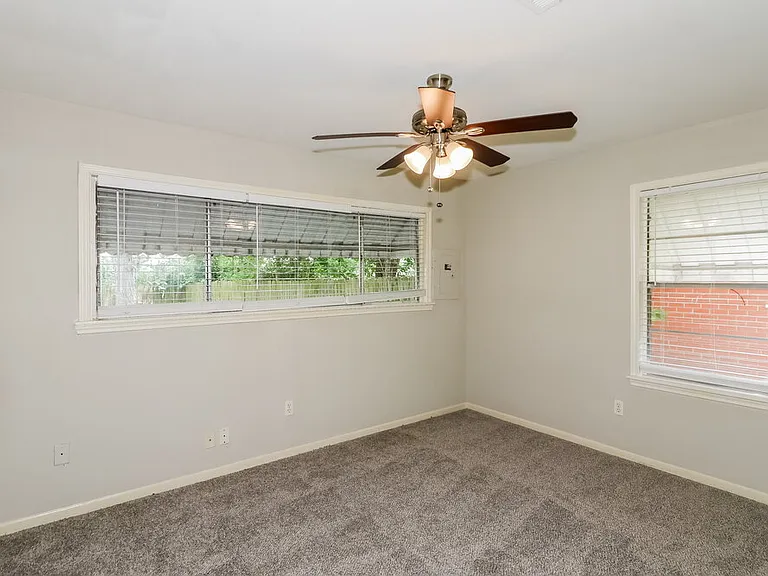 11611 Duane St — Photo 12