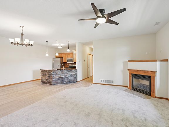 3rd image of 503 Maggie Ln