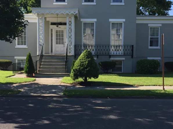 105 Maiden Ln APT B, Kingston, NY 12401