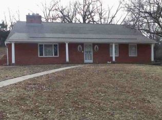 11227 E Thompson St, Sugar Creek, MO 64054