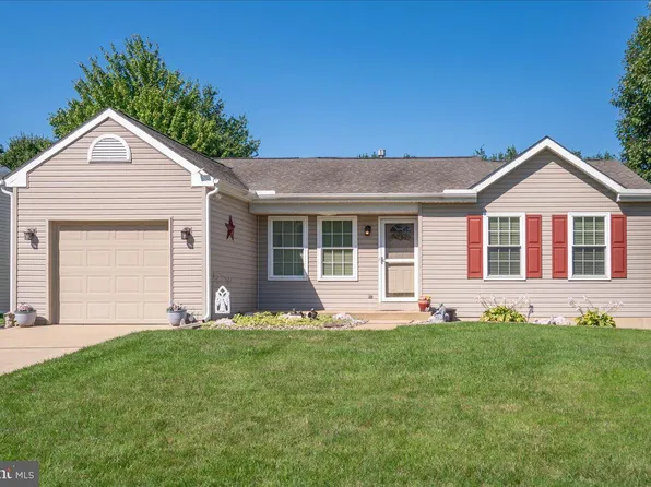 28 Dasher Ave, Bear, DE 19701