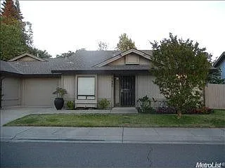 7665 Howerton Dr photo 1