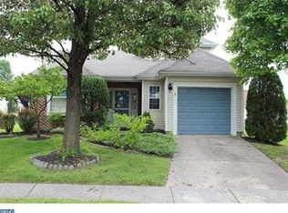 4 Witherod Ct, Mount Laurel, NJ 08054