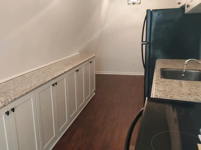 6093 Brooklyn Rd #1 — Photo 11
