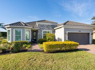 10048 SW Red Oak Ct, Port Saint Lucie, FL 34987
