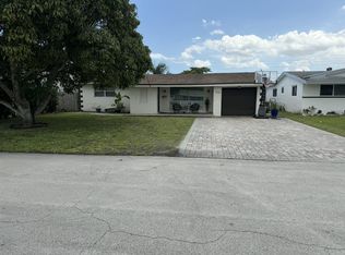 7932 Tropicana St, Miramar, FL 33023