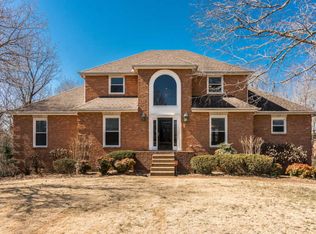 207 Meadowlake Dr, Hendersonville, TN 37075