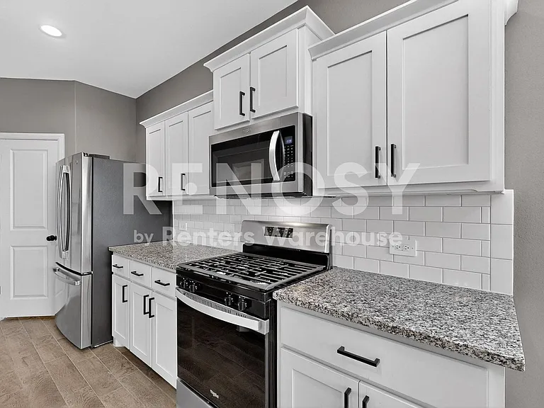 8517 Centerboard Ln — Photo 9