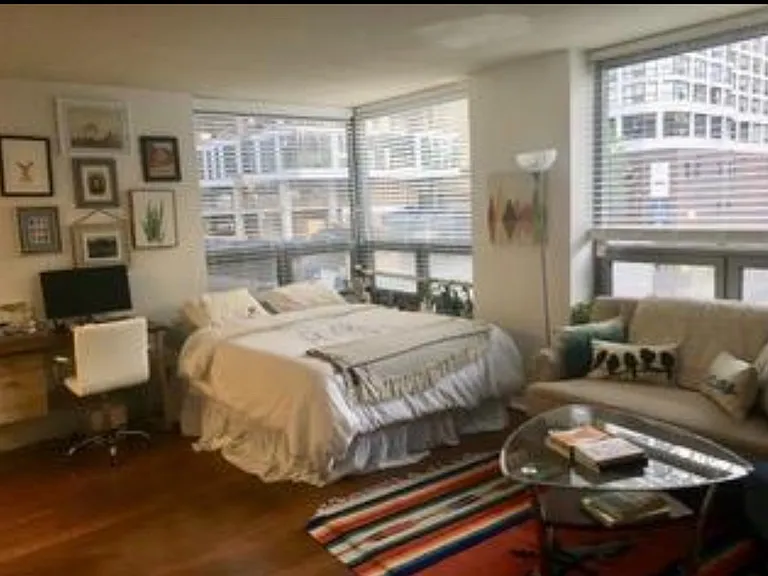 440 N Wabash Ave #910 — Photo 1