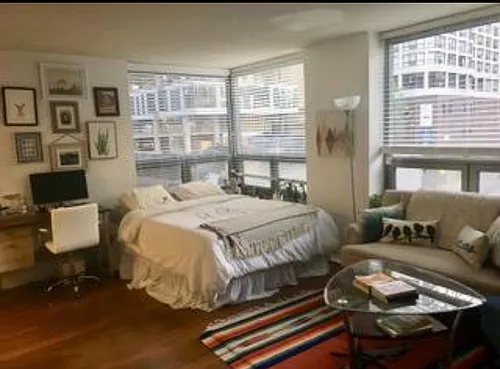 440 N Wabash Ave Photo 1