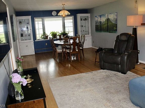 5th image of 206 Ridge Road