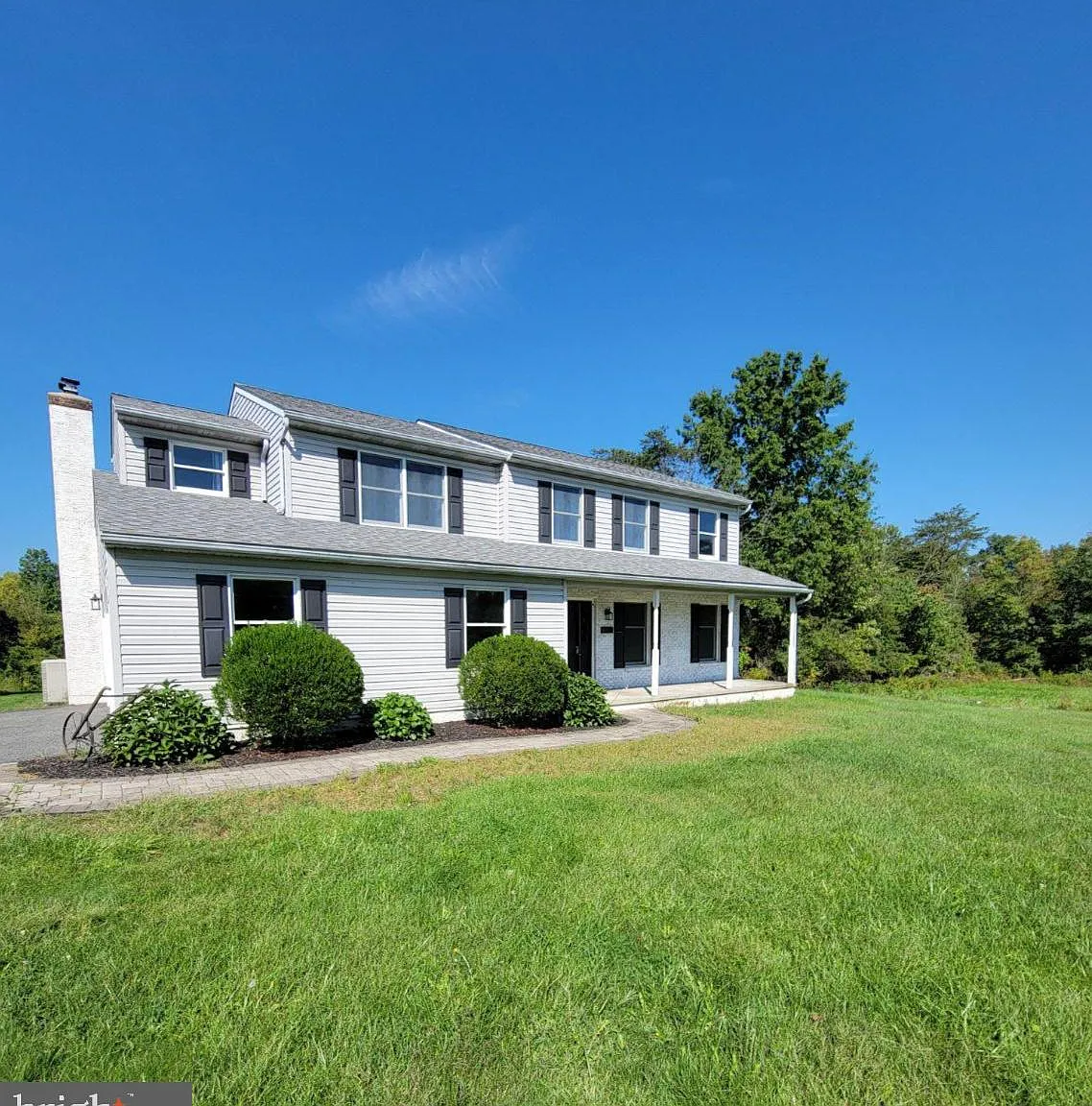 5 bed, 3.5 bath, 2976 sqft, $3,400 — Photo 1