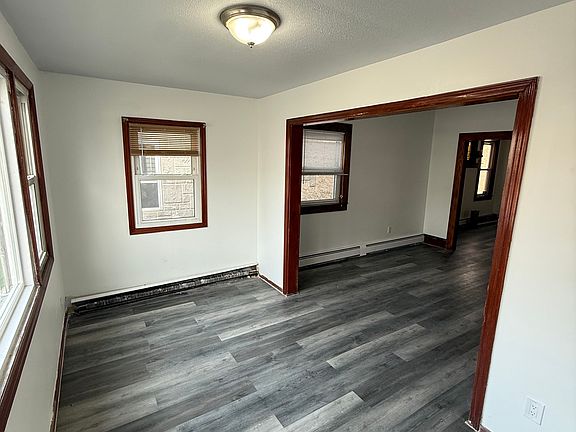 5th image of 1017 North Ave