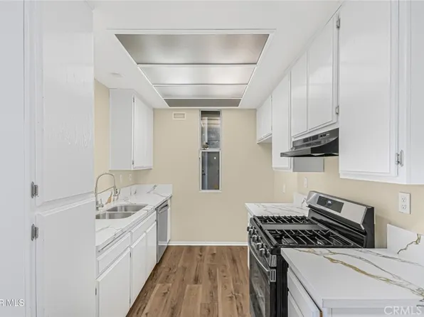 2805 W Avenue K12 APT 143, Lancaster, CA 93536
