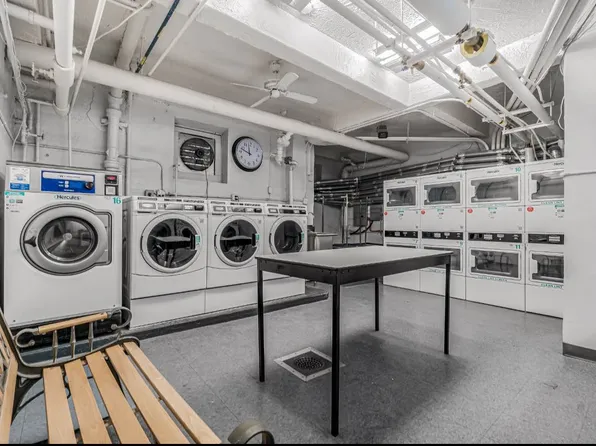 69-40 Yellowstone Boulevard image 20 of 21