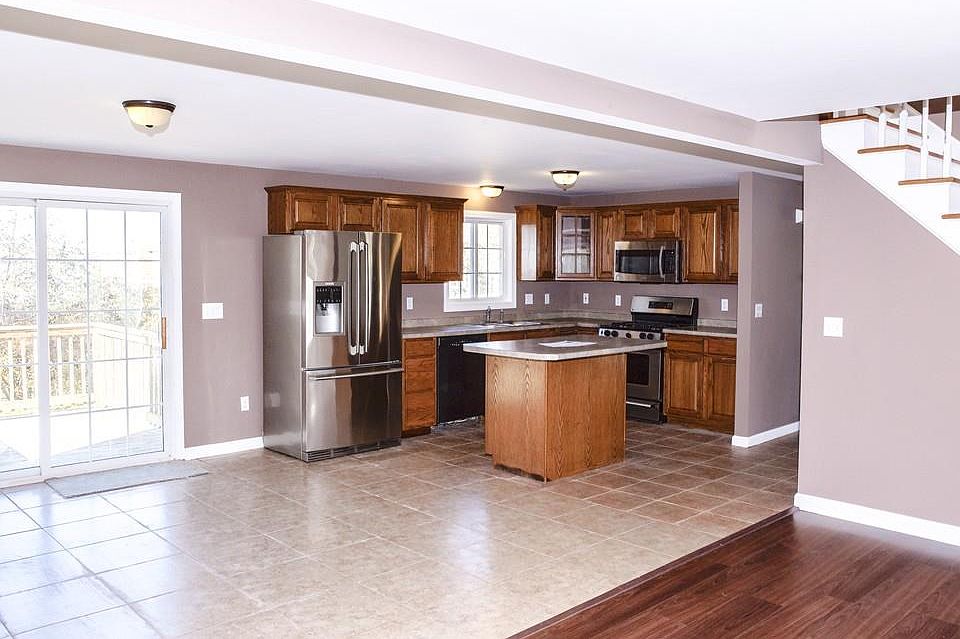 273 Loftus St, New Bedford, MA 02746 Zillow