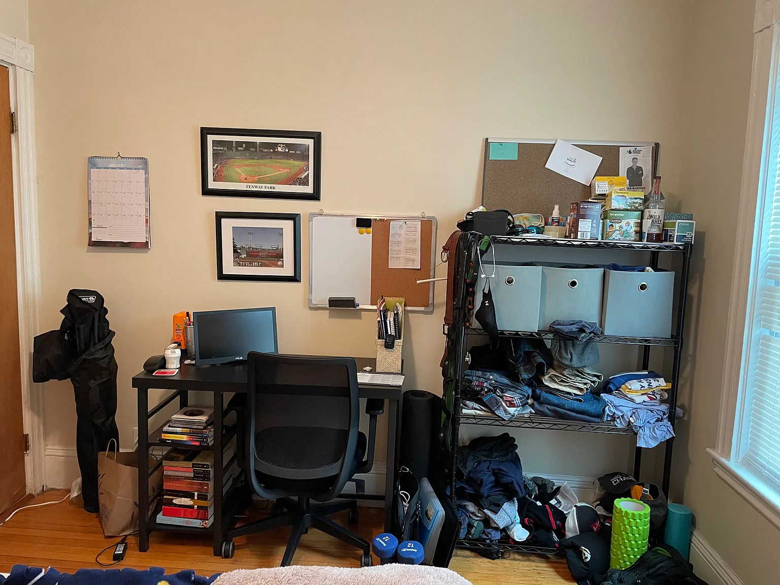 3 bed, 1000 sqft, $3,660 — Photo 4