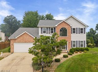 17118 Woodlawn Ct, Strongsville, OH 44149