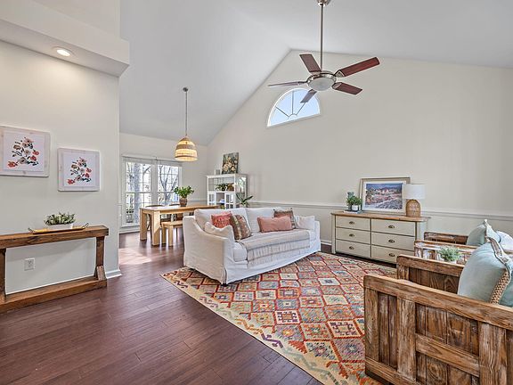 4th image of 5512 Banwell Pl