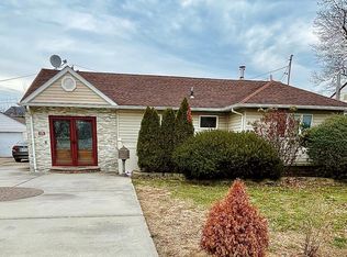 115 Newbridge Rd FLOOR 1, East Meadow, NY 11554