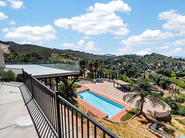 1710 Lotus Ln #A — Photo 20